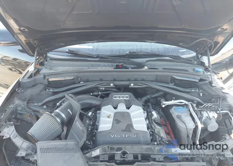 2016 Audi Sq5 3.0T Premium Plus z USA, uszkodzony, nr VIN WA1CCAFP8GA012796